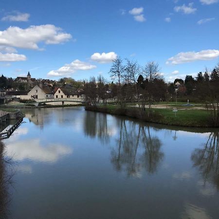 Les Lodges Du Canal Vue Sur Le Canal Rogny Екстер'єр фото