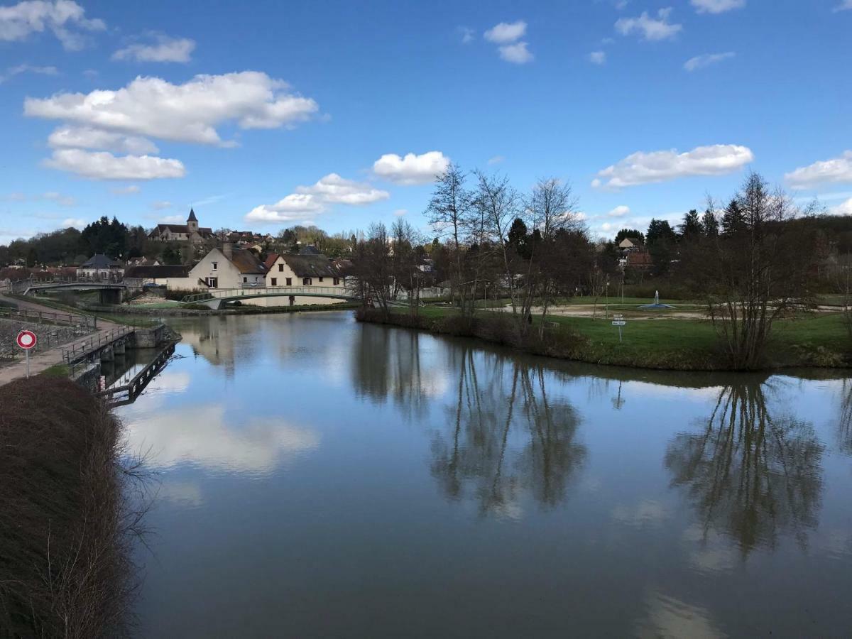Les Lodges Du Canal Vue Sur Le Canal Rogny Екстер'єр фото